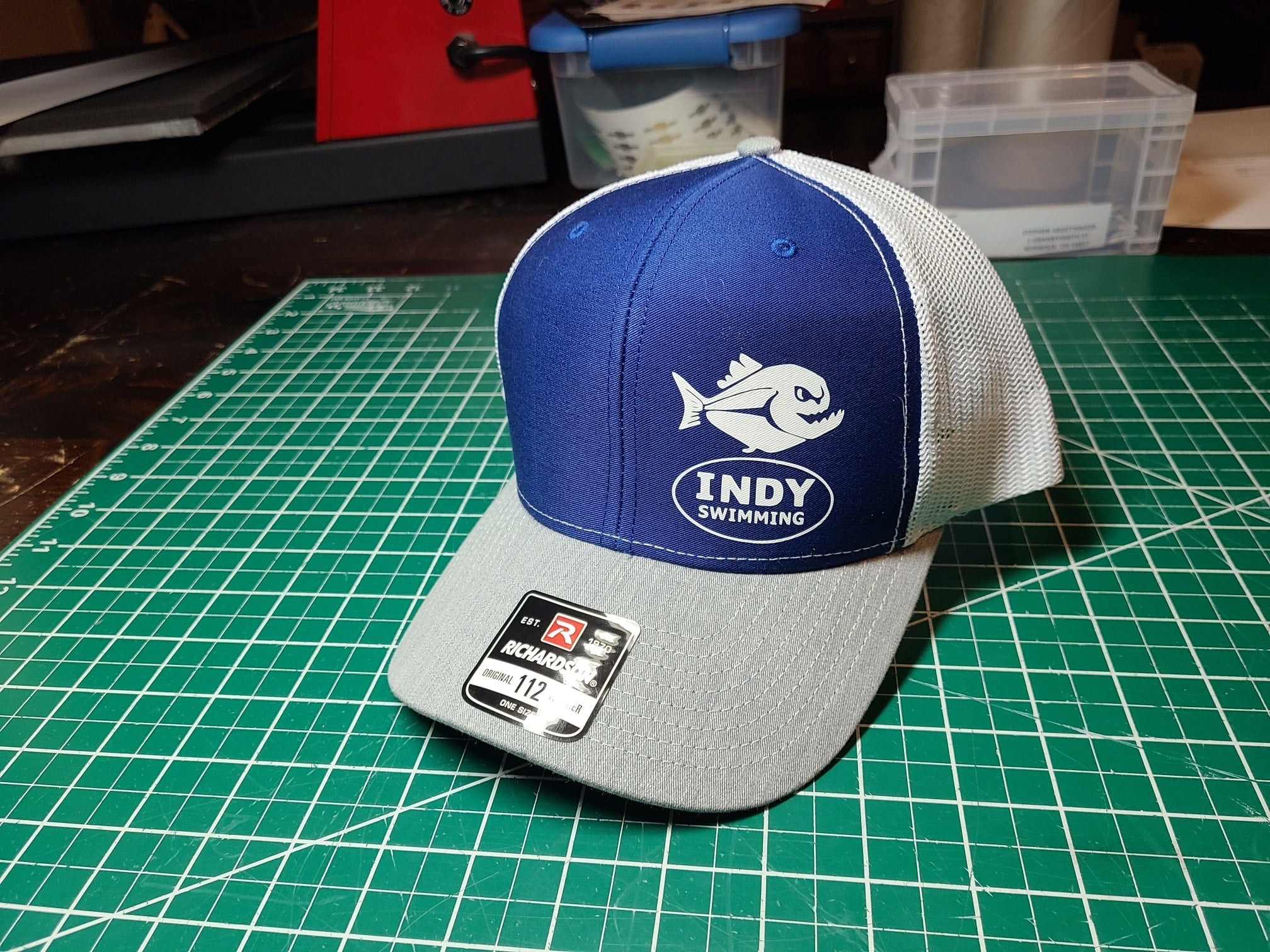 INDY SWIMMING TEAM MESH SNAP BACK HAT