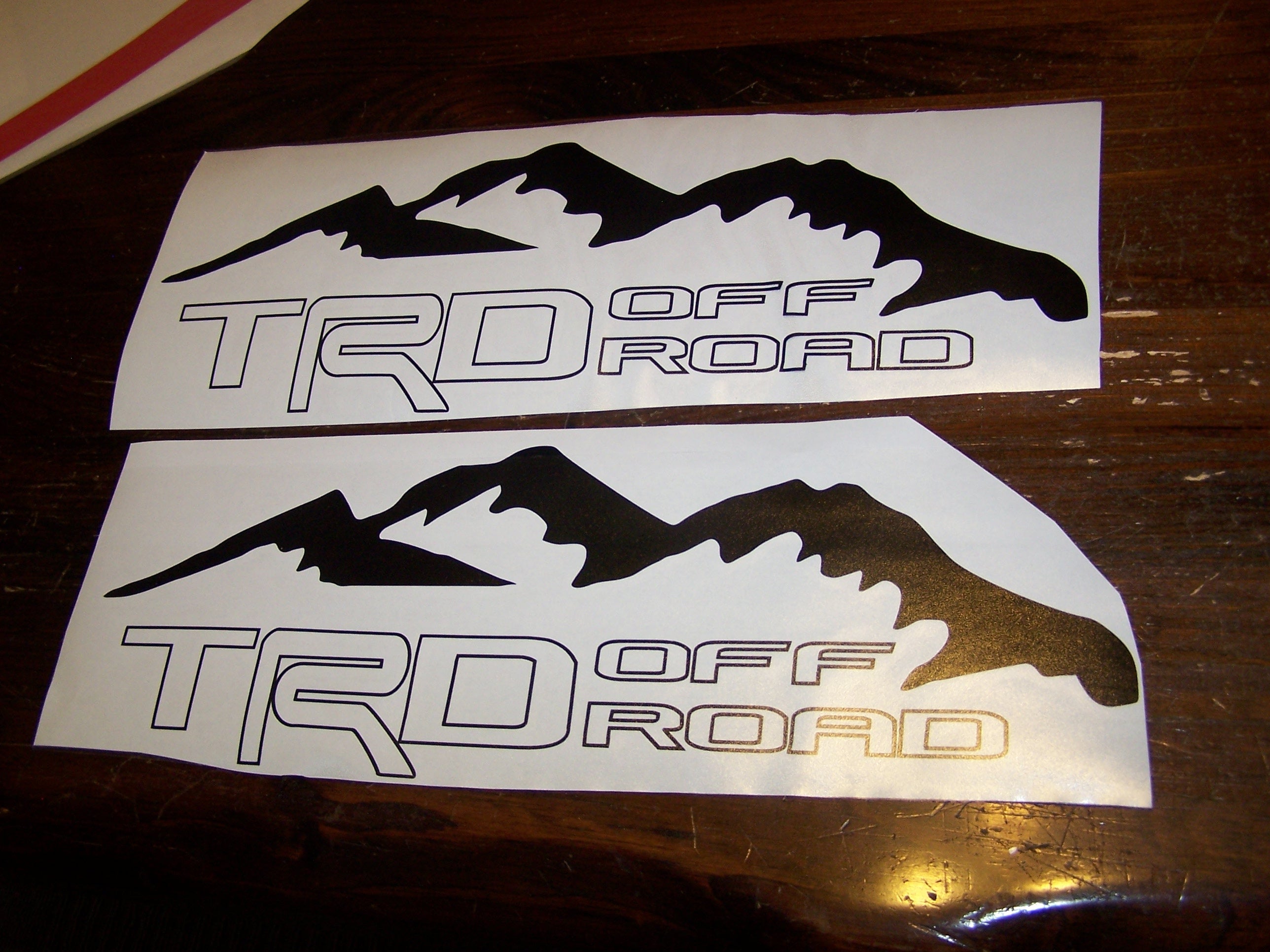 TRD OFF ROAD BEDSIDE / WINDOW STICKER VINYL DECAL SET OF 2 – Vellosvinyl